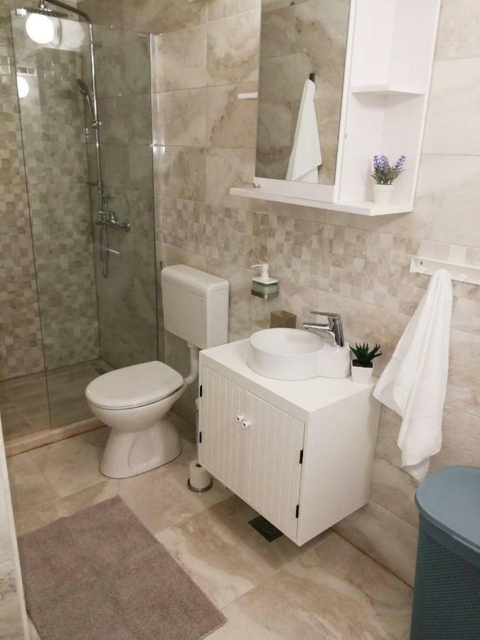 Apartman Unka Metkovic Bagian luar foto