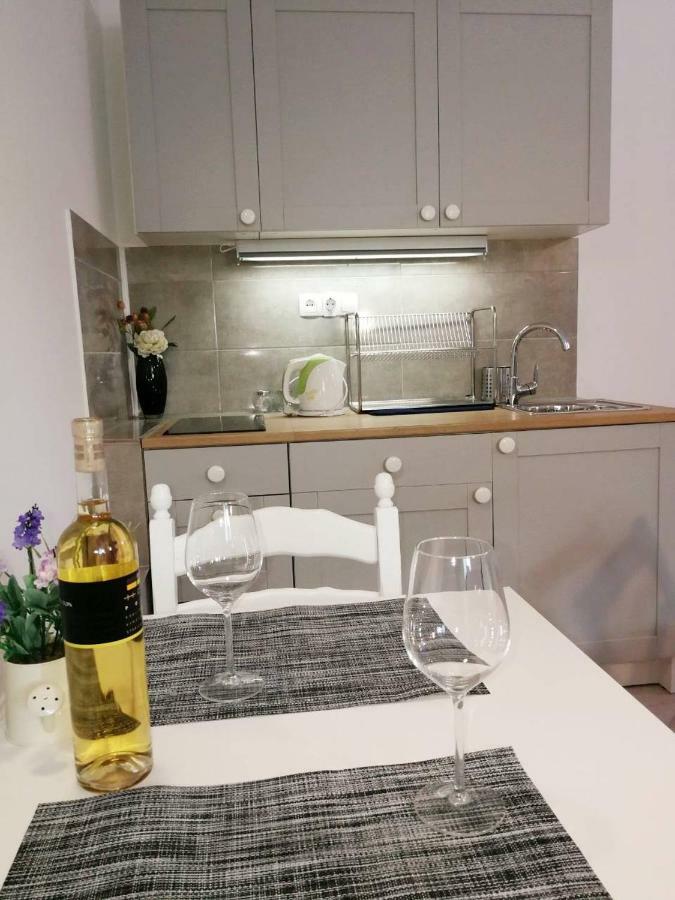 Apartman Unka Metkovic Bagian luar foto