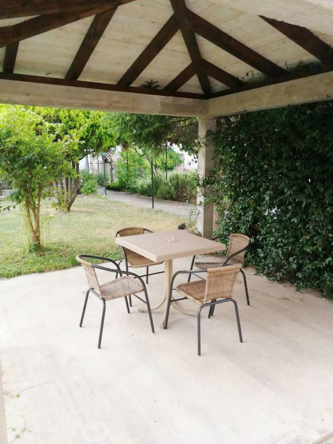 Apartman Unka Metkovic Bagian luar foto